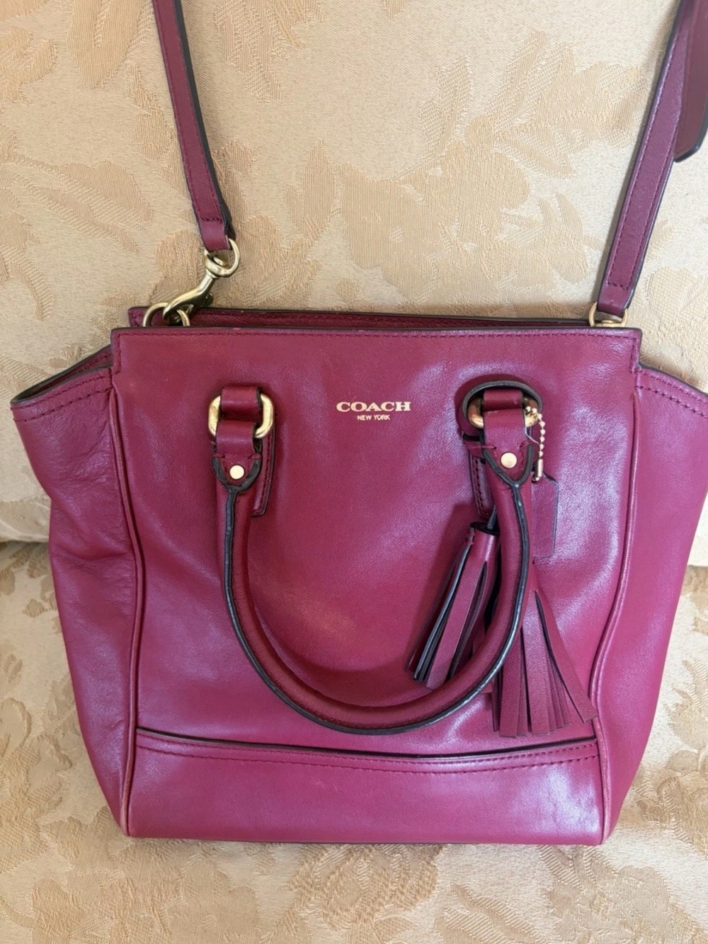 COACH burgundy purse satchel pebbled leather w/tassles w/strap w/silver dust bag